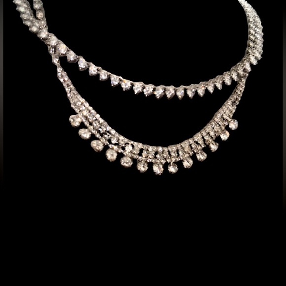 Classic & Timeless Cubic Zirconia Tennis Neckless - Picture 15 of 15